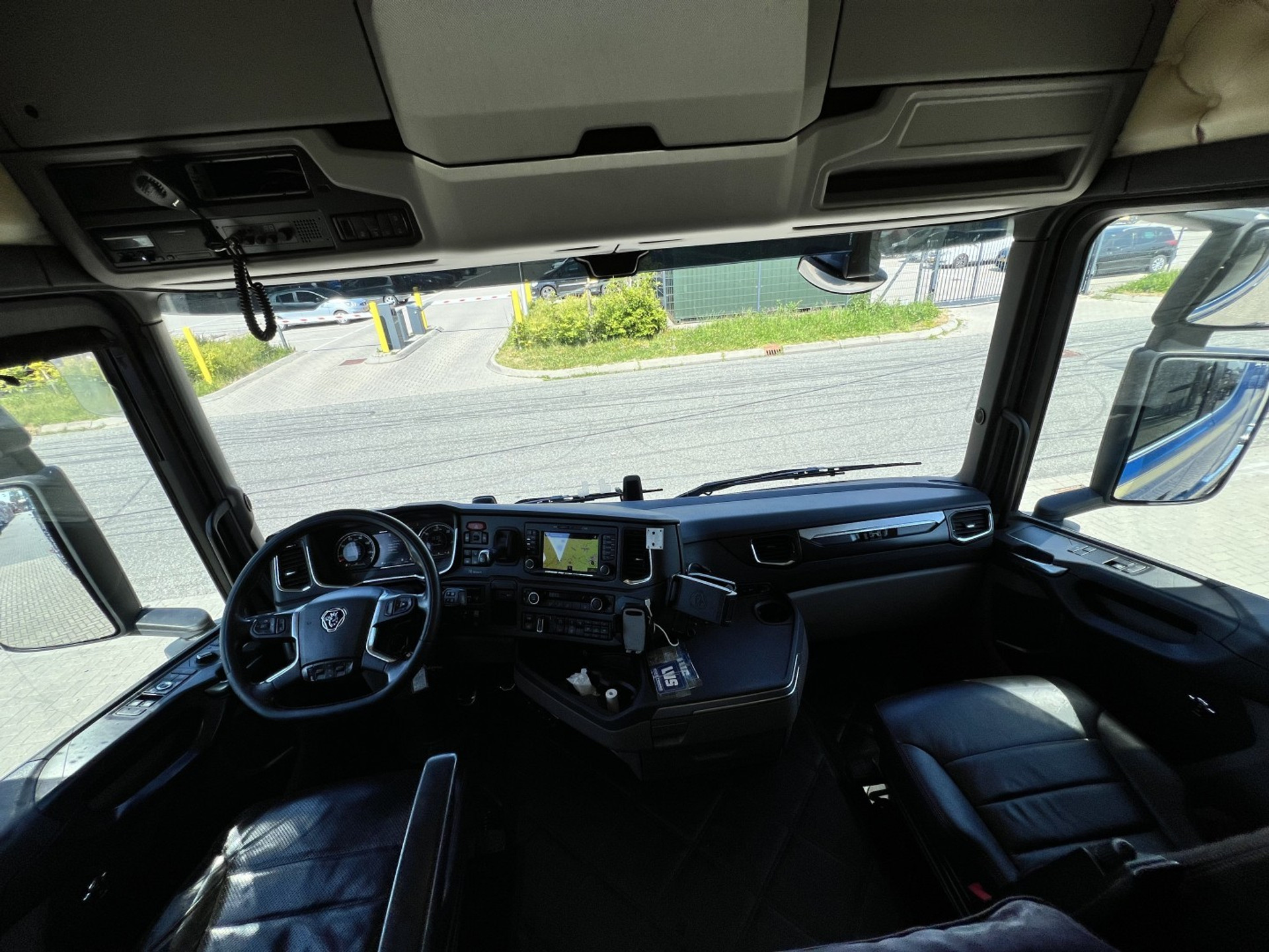45060403-27.jpg