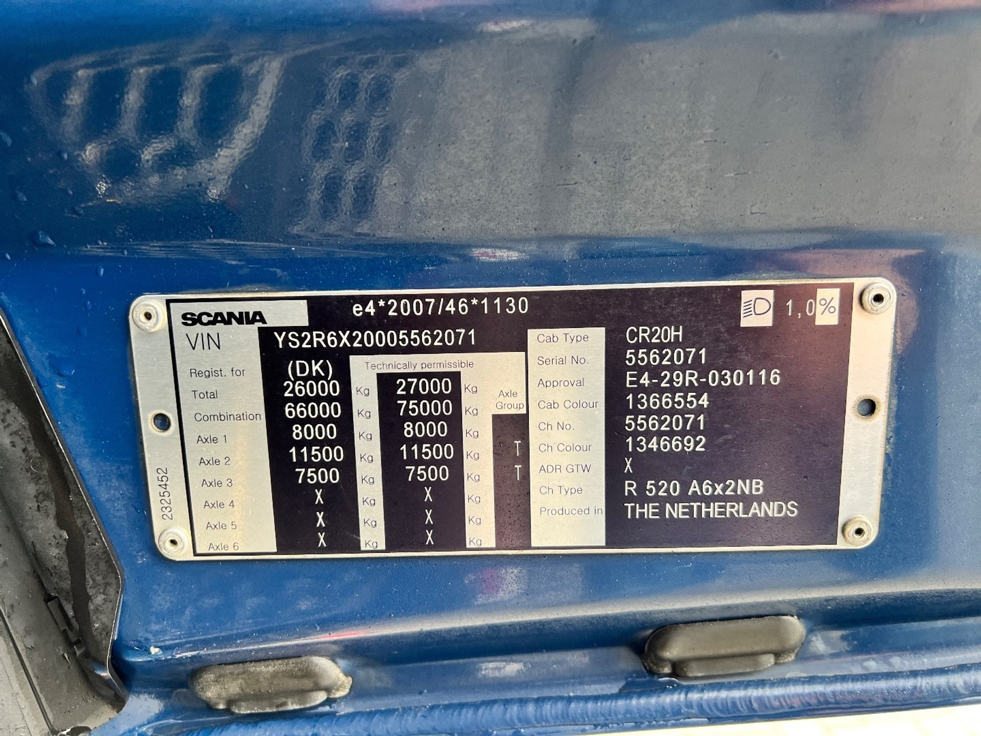 45569867-20.jpg