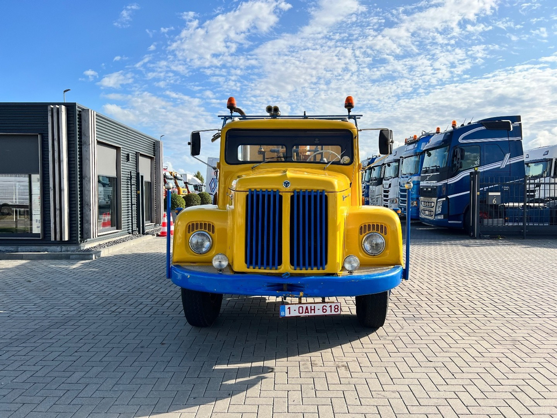47478891-2.jpg