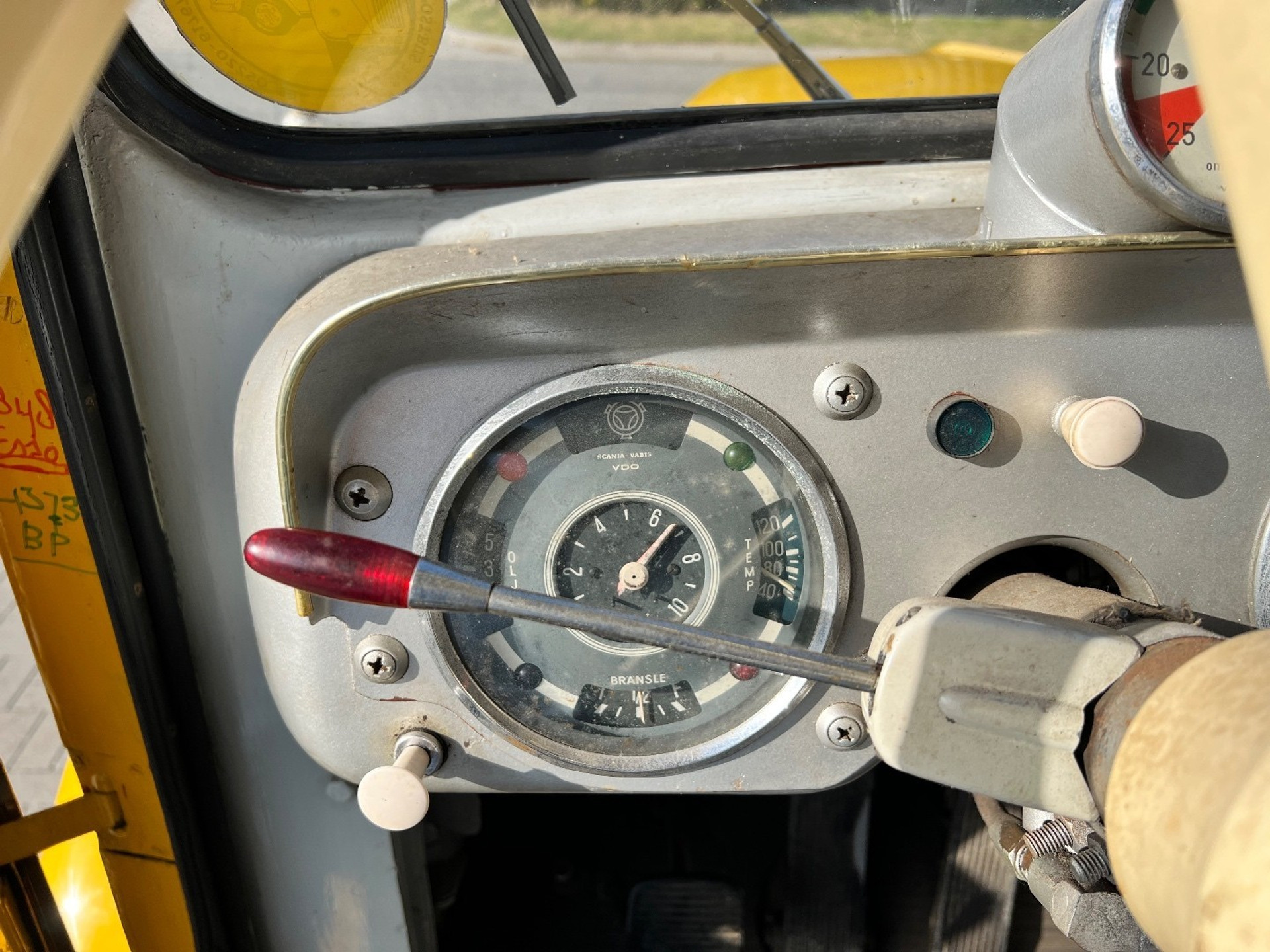 47478891-20.jpg