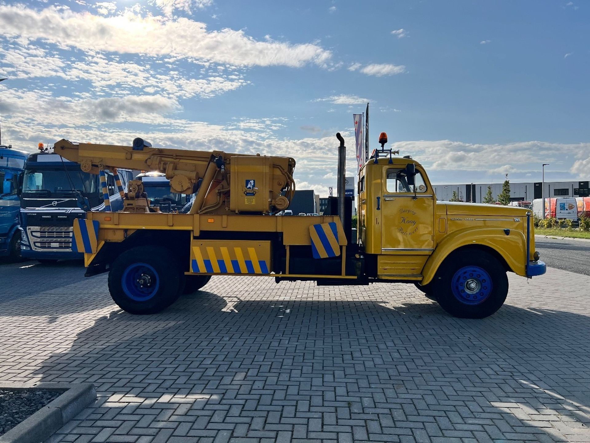 47478891-4.jpg