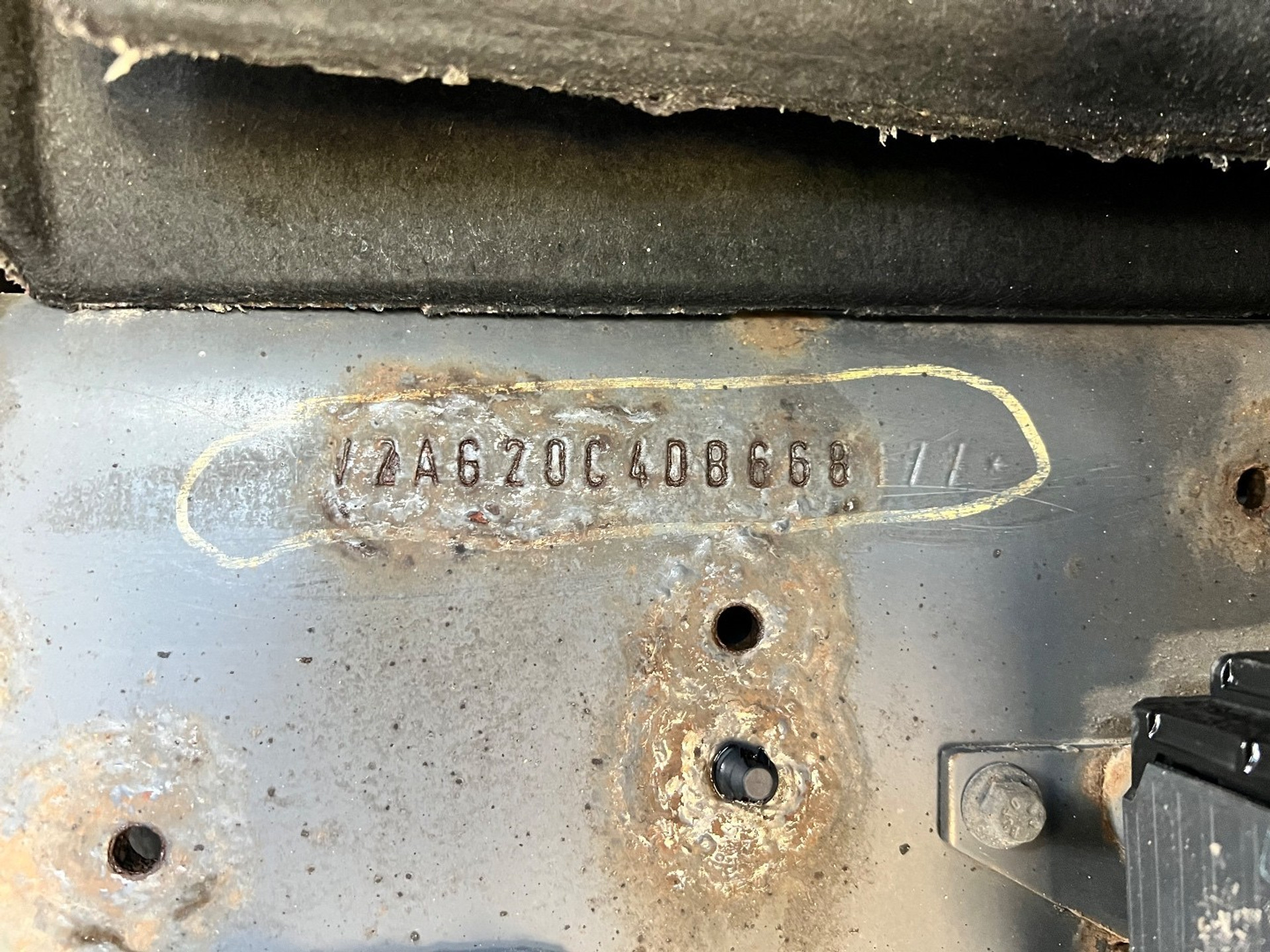 47966553-30.jpg
