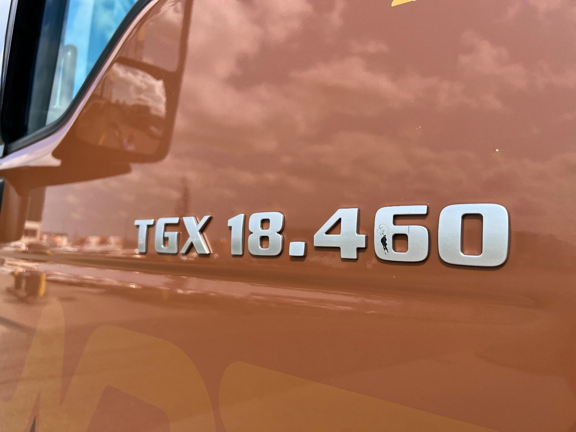 45678395-9.jpg