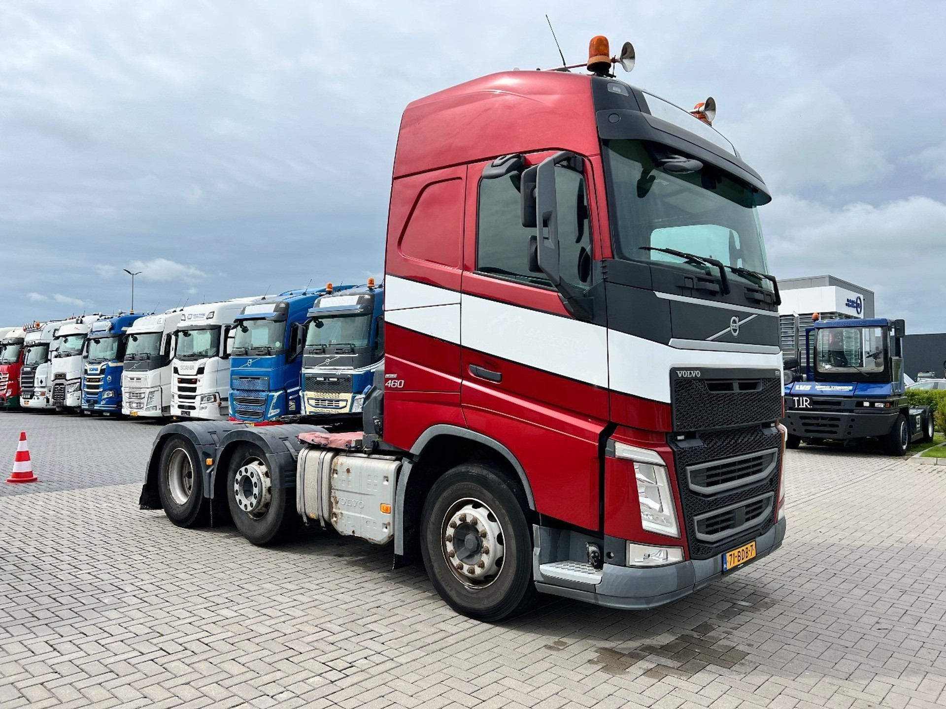 46854817-3.jpg