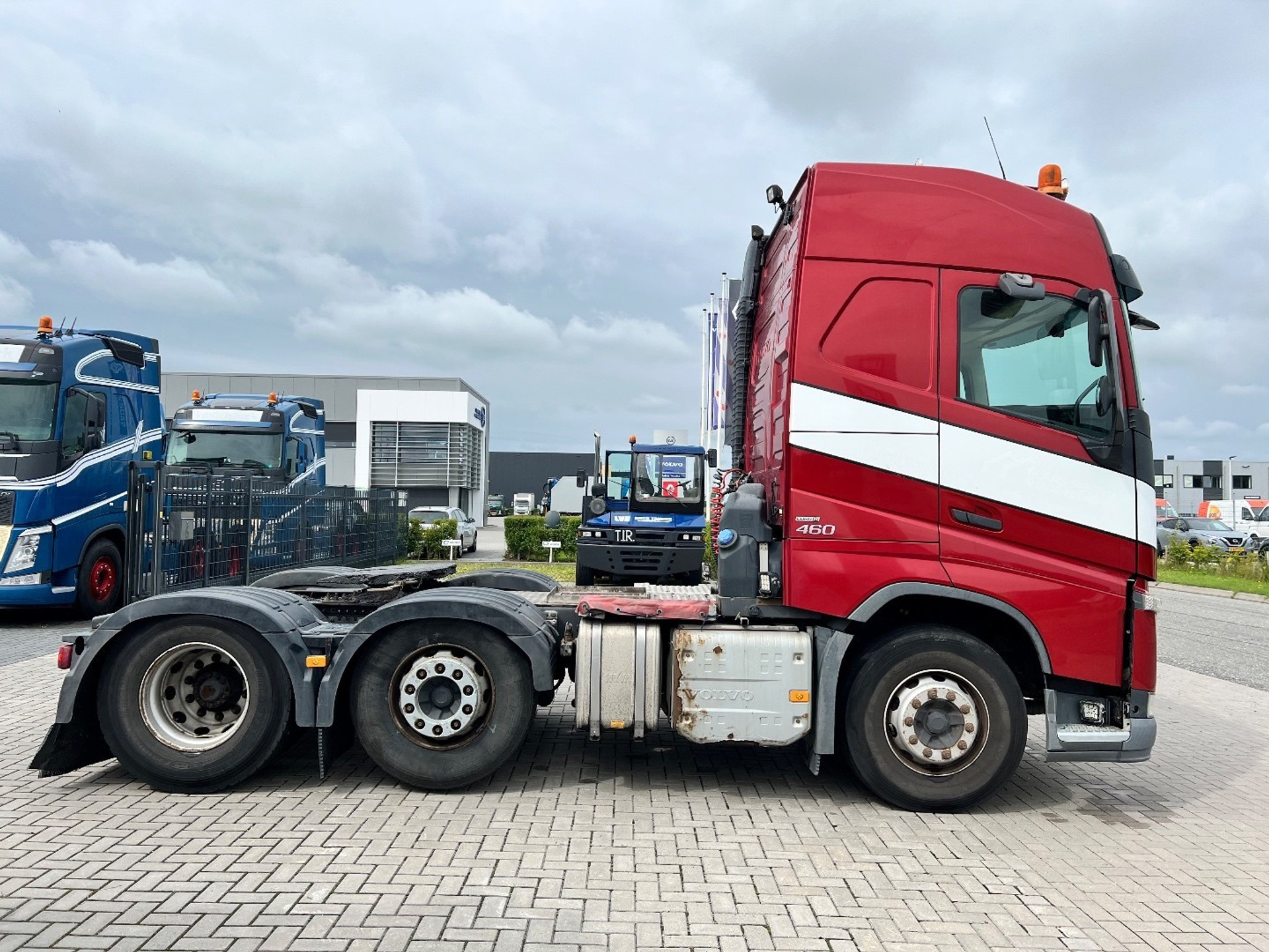 46854817-4.jpg