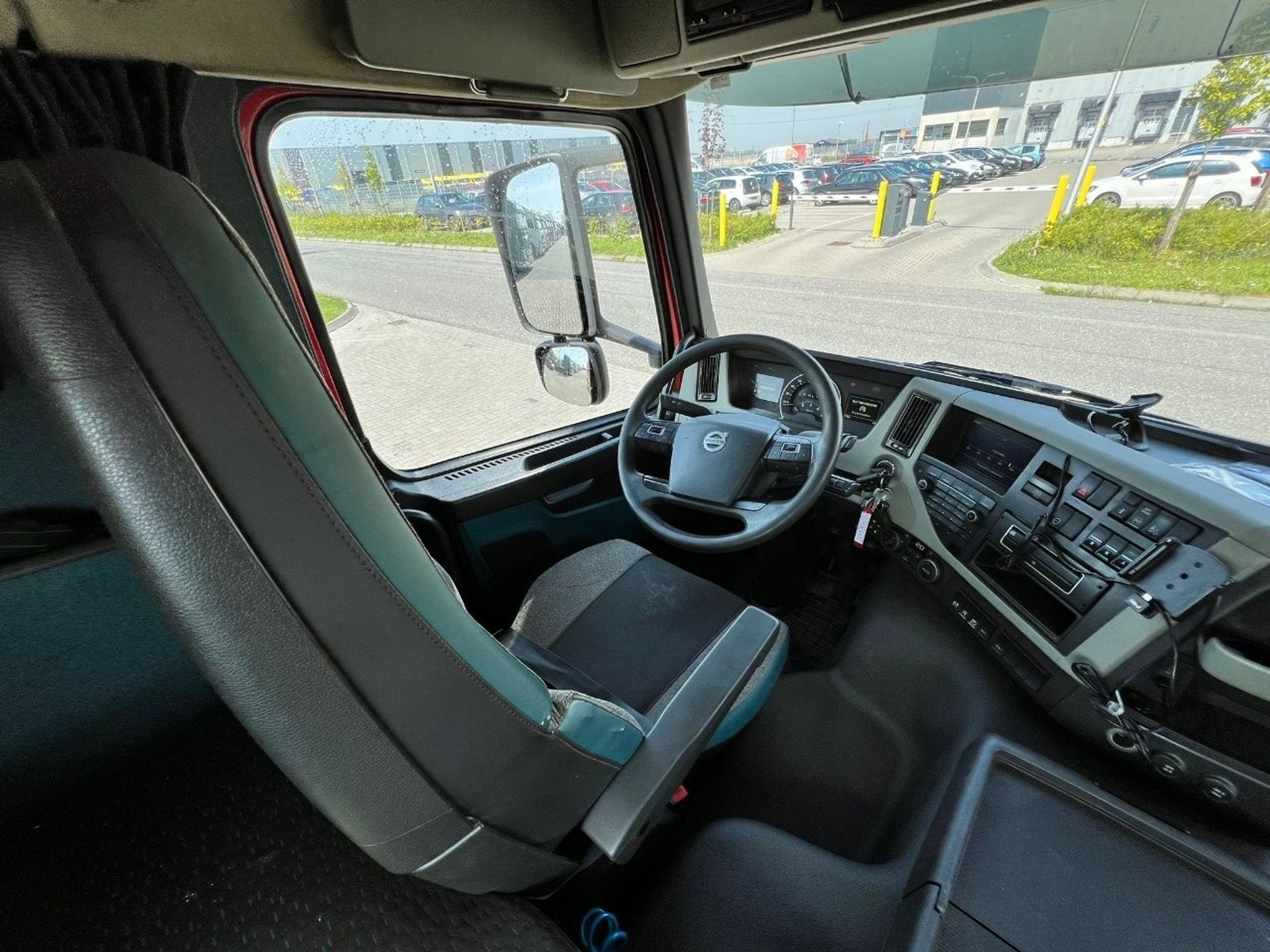 Volvo-FM-330-14.jpg