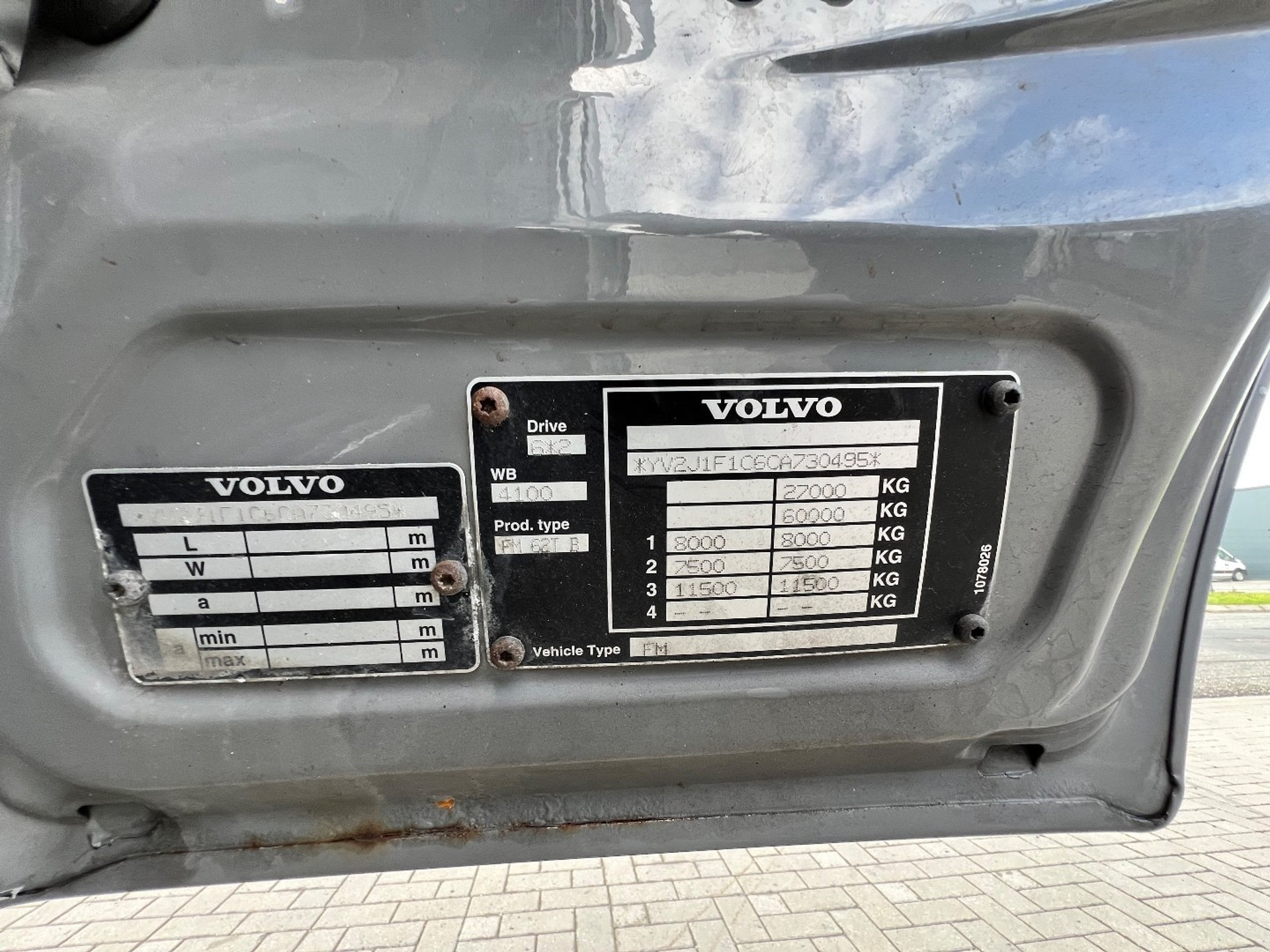 47700679-18.jpg