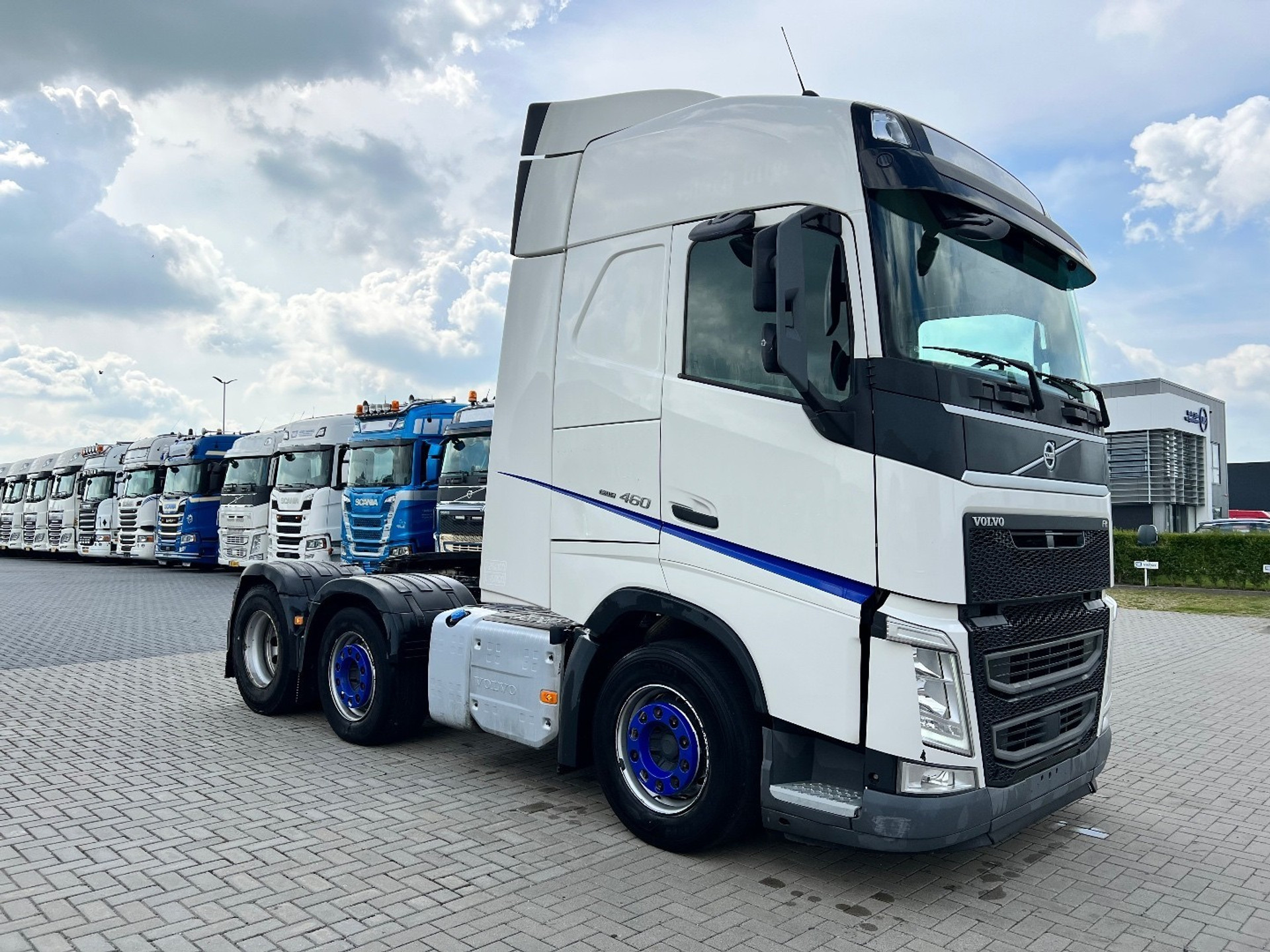 47179736-3.jpg
