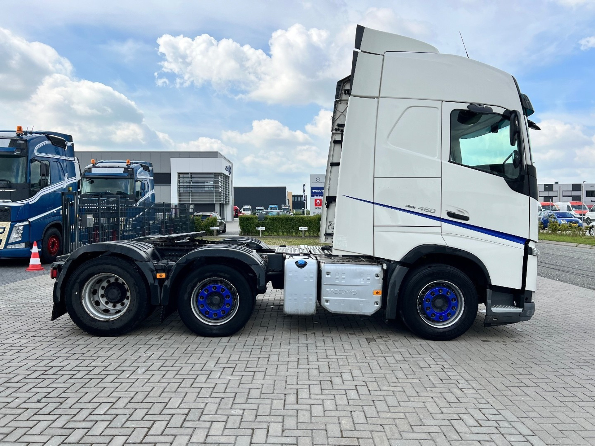 47179736-4.jpg