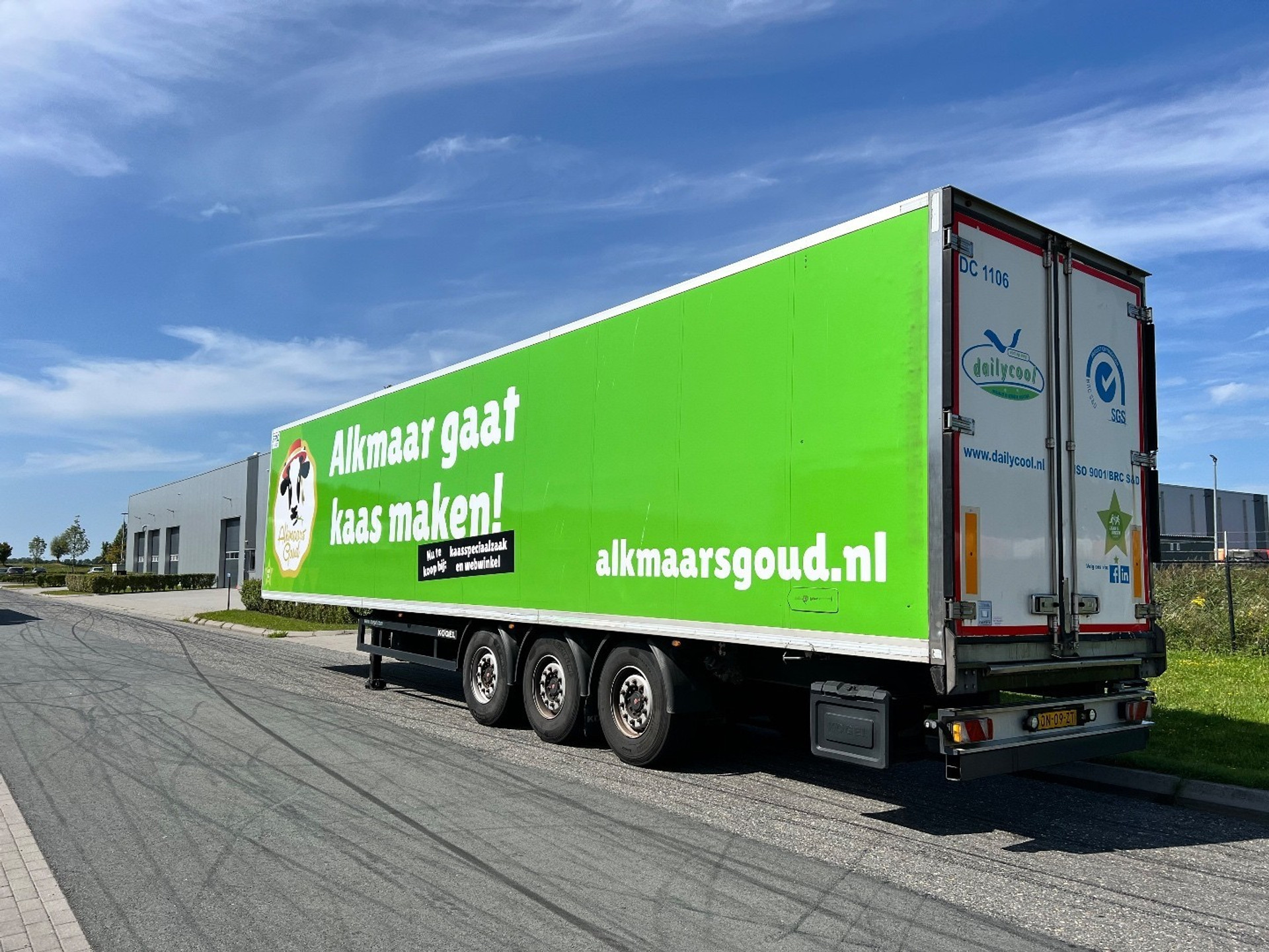 46935579-7.jpg
