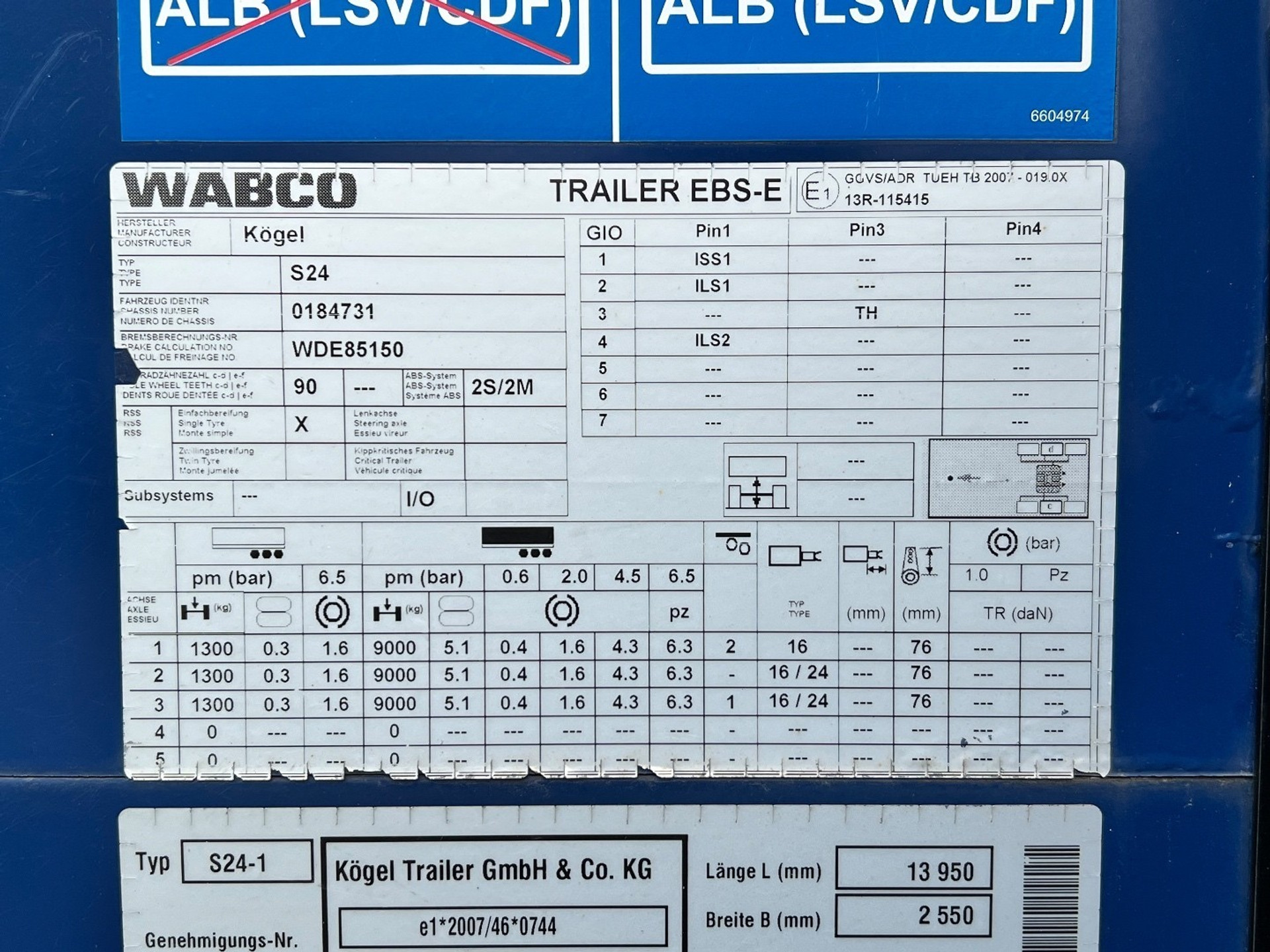 45989435-10.jpg